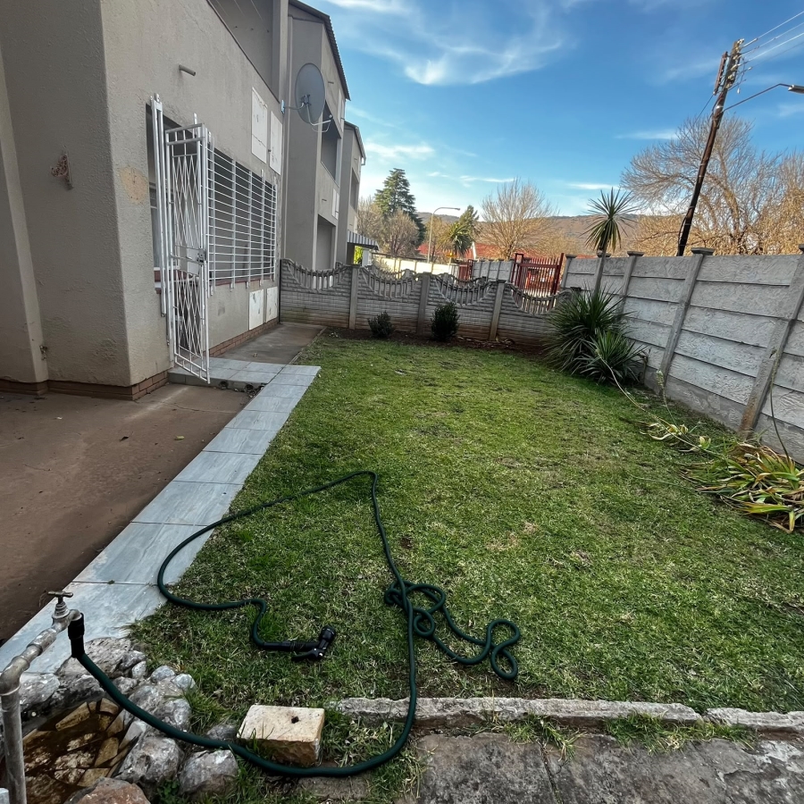 To Let 1 Bedroom Property for Rent in Sandringham Eastern Cape
